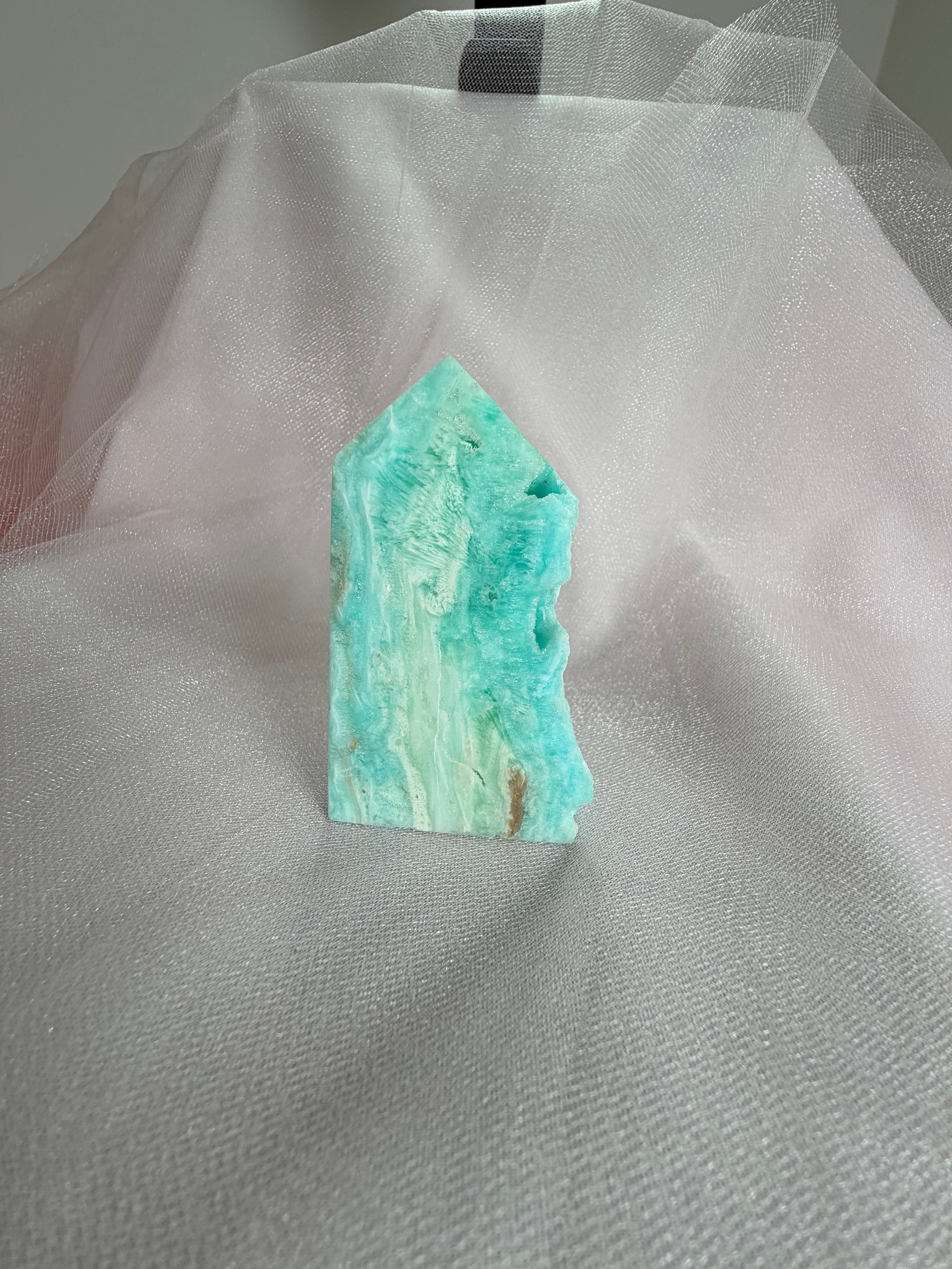 Caribbean Calcite Raw Edge Tower