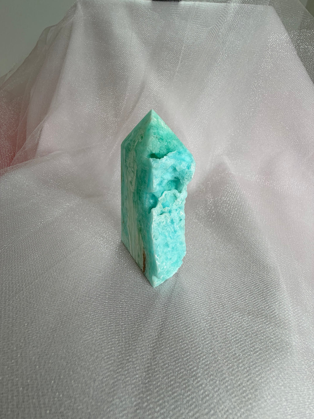 Caribbean Calcite Raw Edge Tower